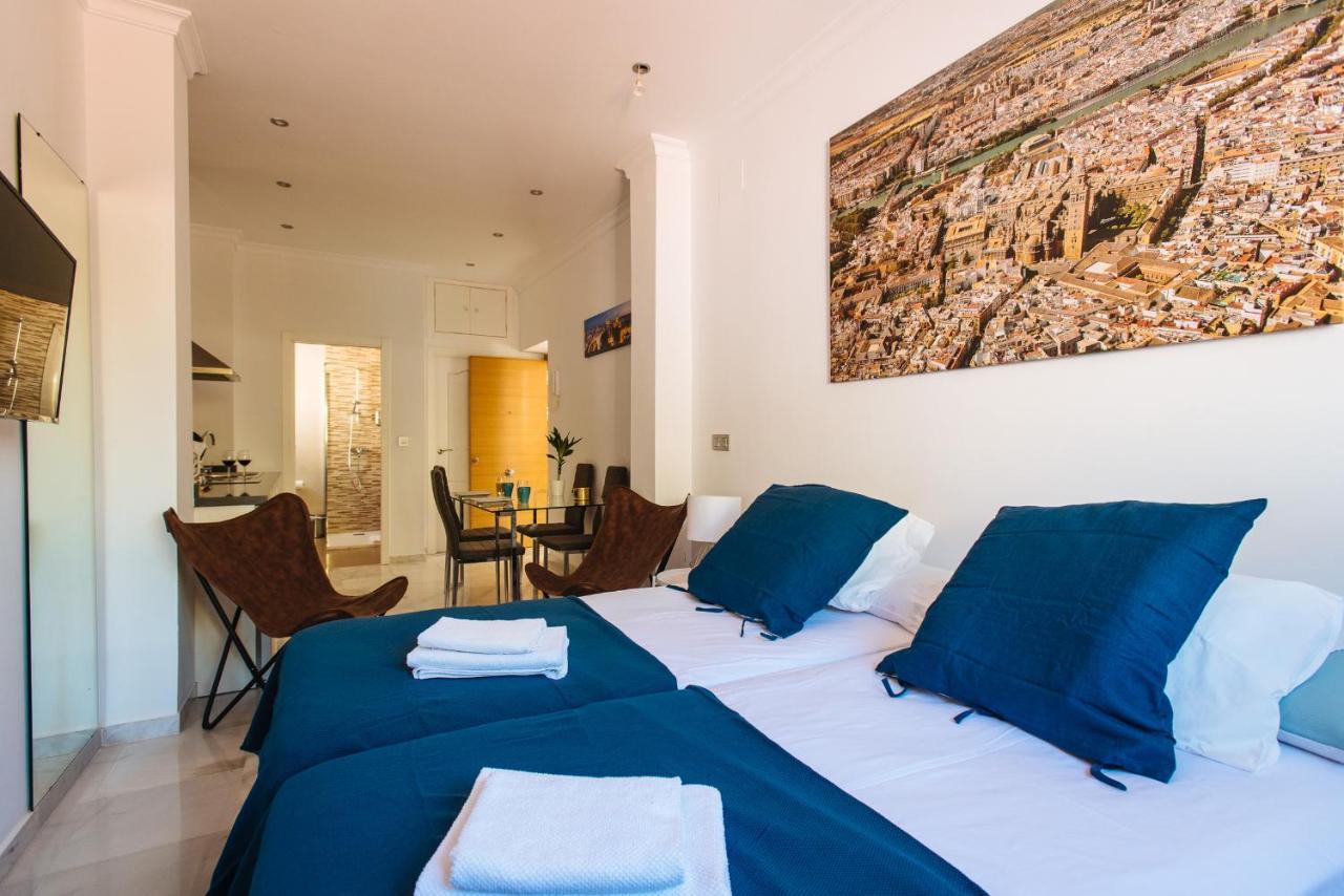 Hostly Plaza De Armas Lightfull Loft-center-parking Op-cless * Séville